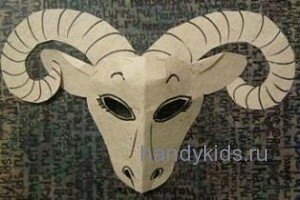 goat 020 Маска барана