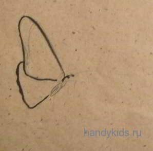  Рисуем сидящую бабочку