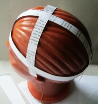Изготовим парик из бумаги