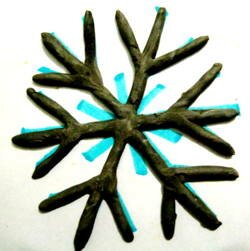 Снежинка из пластилина