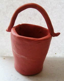 Ведро из пластилина
